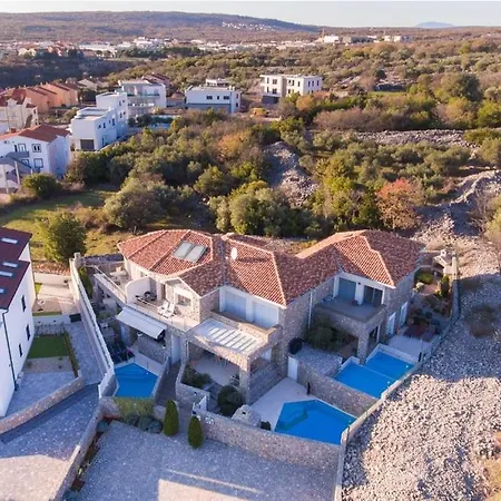 펜션 House With A Swimming Pool Krk - 23580 크르크