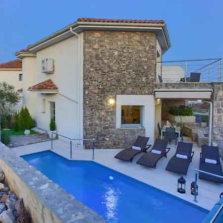 펜션 House With A Swimming Pool Krk - 23580 크르크